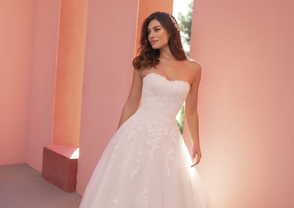 Shadevenne - Ateliê de Vestidos de Noiva - Loja de Vestidos de Noiva - Voucher de 2000 - Vestido de Noiva ORDIZIA-A
